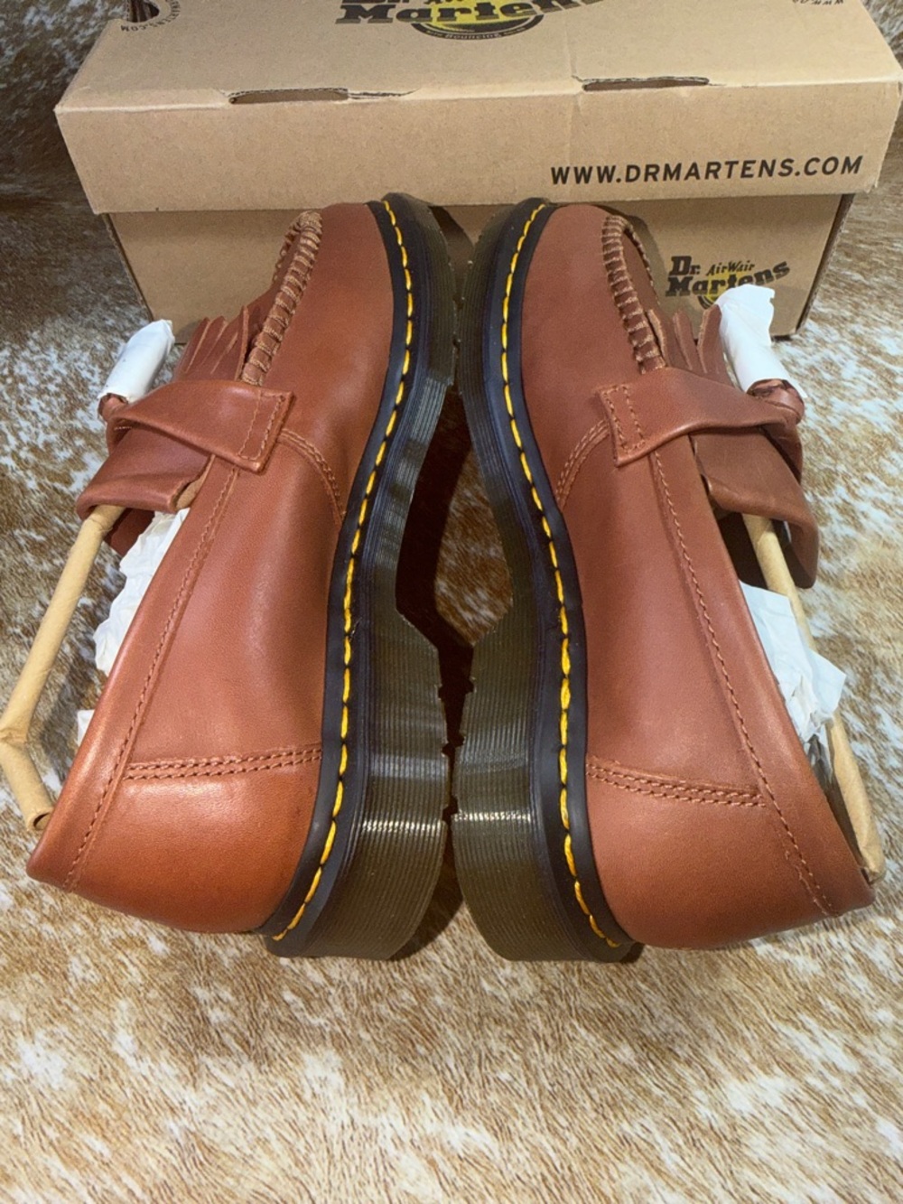 Dr. Martens Adrian YS Brown Leather Loafers- New- size 9 NIB Saddle Tan Color - Picture 6 of 13